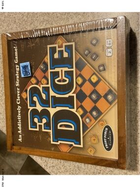 Front Porch Classics 32 Dice Strategy Board Game w/Wood Box NEW Sealed